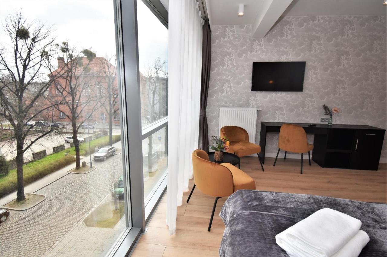 Patio Riverfront Aparthotel Gdansk Ngoại thất bức ảnh