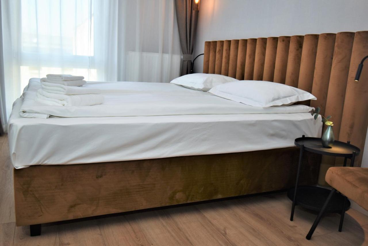 Patio Riverfront Aparthotel Gdansk Ngoại thất bức ảnh